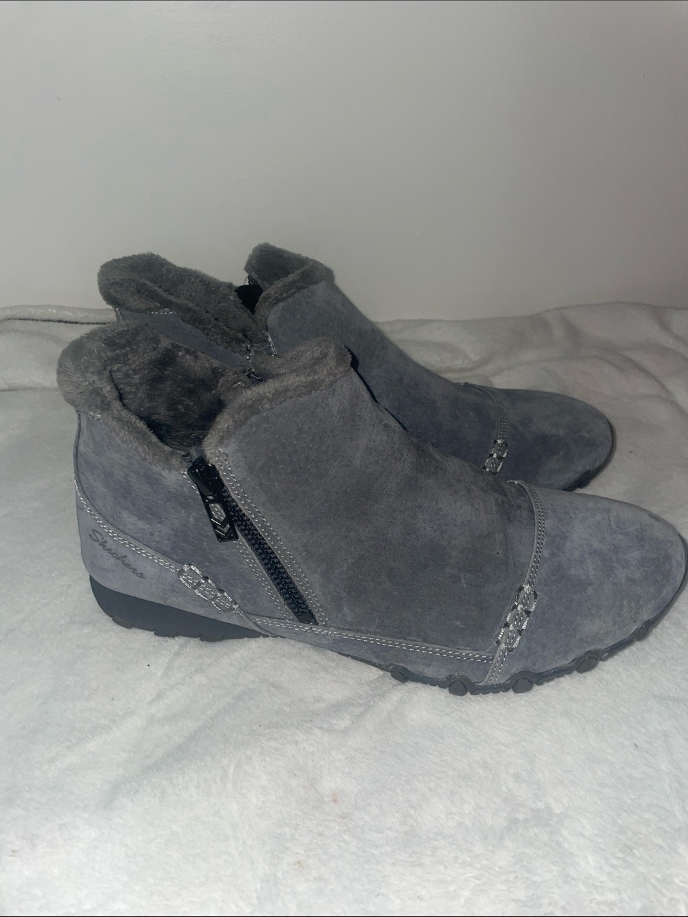 Skechers Gray Suede Faux-Fur Lined Ankle Booties
